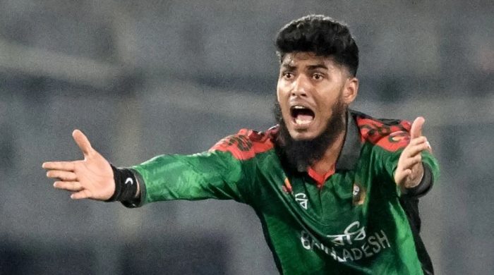 সুপার ওভারে রিশাদকে ব্যাটিংয়ে পাঠানো হয়নি যে কারণে