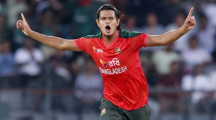সাকিবকে ছাড়িয়ে নাসুমের নতুন রেকর্ড