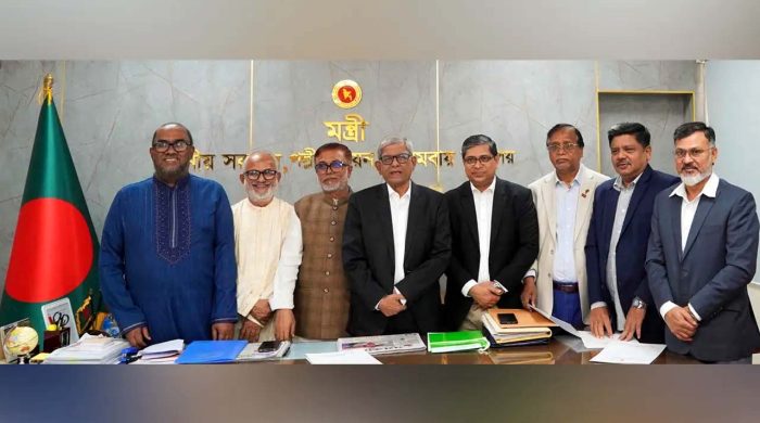 ঢাকার দুই সিটিসহ ৬ করপোরেশনের প্রশাসকদের দায়িত্ব গ্রহণ