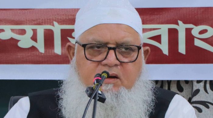 ১১ দলীয় জোট থেকে লেবার পার্টির বহিষ্কার চান দেওনার পীর