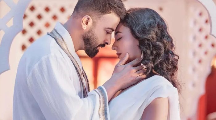 শাকিবের সঙ্গে রোমান্সে ছিল না কোনো অস্বস্তি, জানালেন সাবিলা নূর