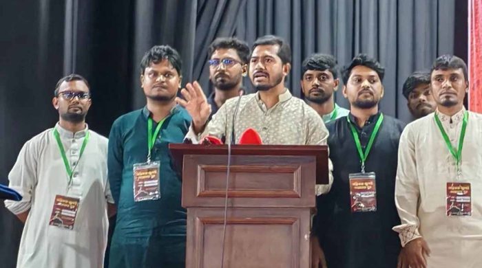 এত আন্দোলন করেন, সরকার ক্ষমতা ছেড়ে দিলে দেশ চালাবে কে
